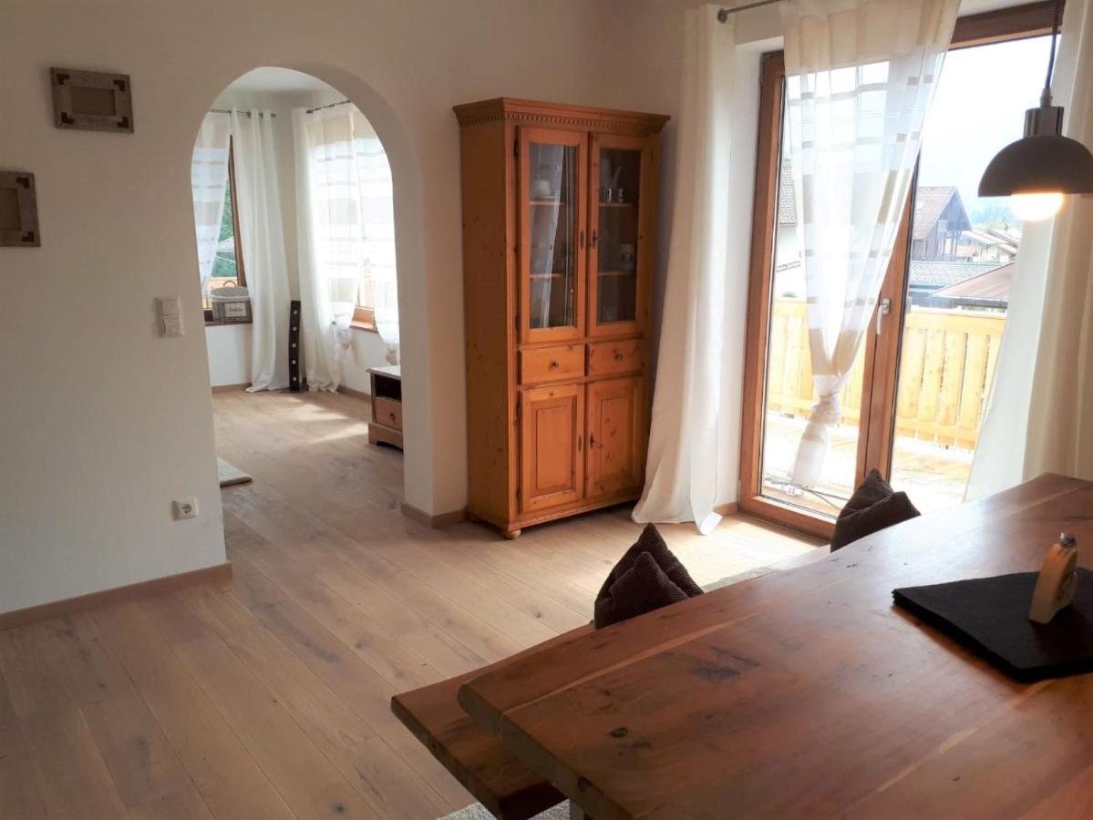 Ferienwohnung Lorenz ルーポルディング エクステリア 写真
