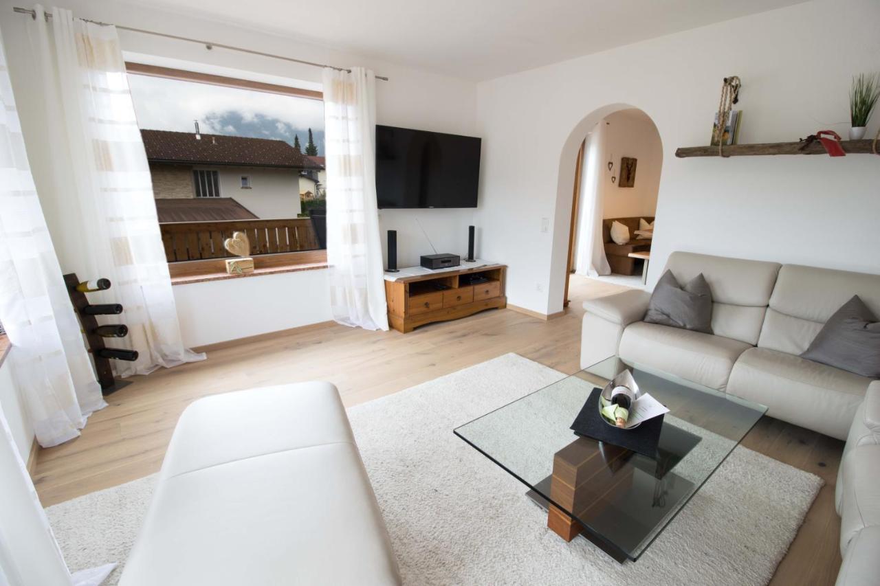 Ferienwohnung Lorenz ルーポルディング エクステリア 写真