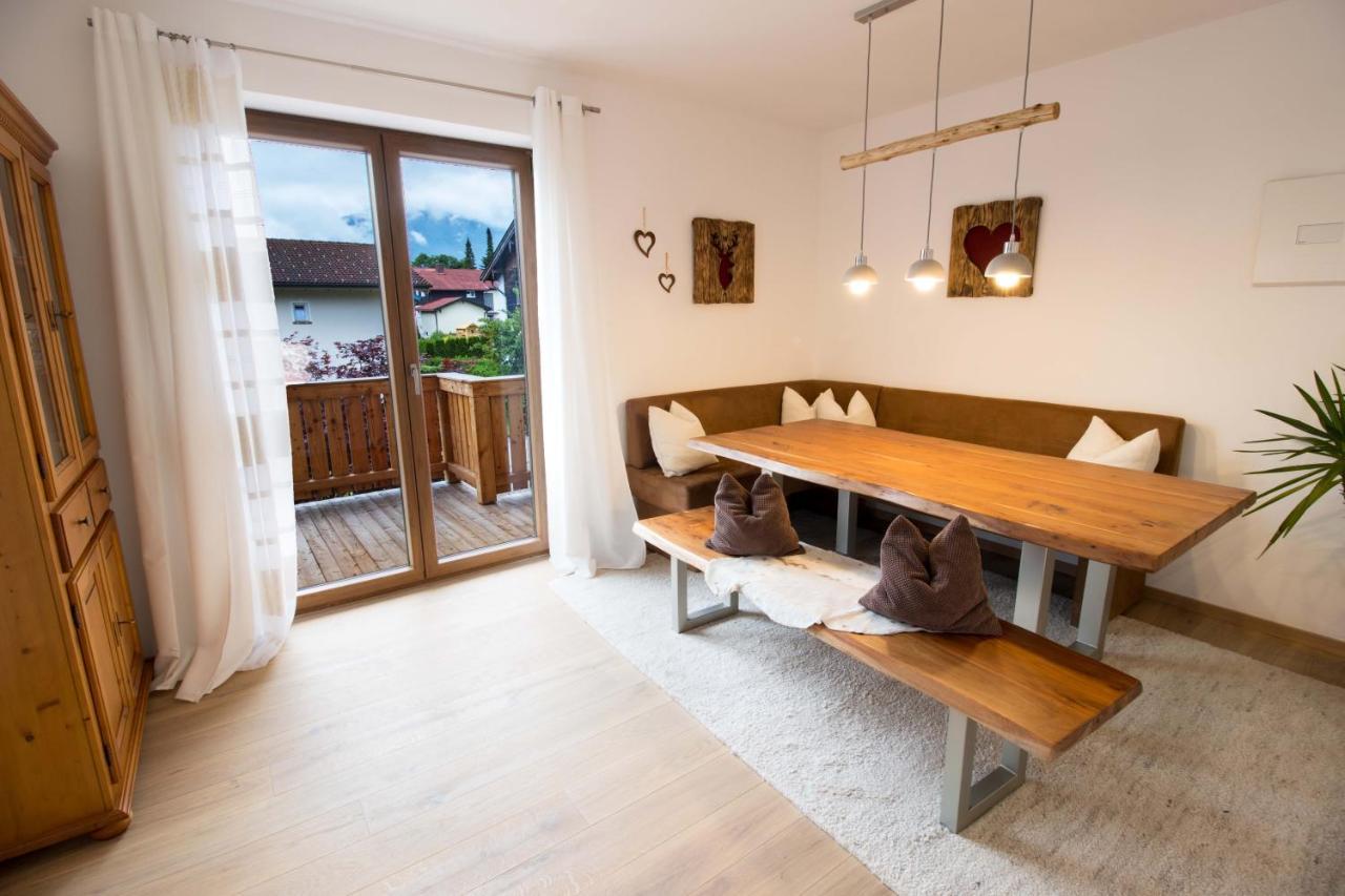 Ferienwohnung Lorenz ルーポルディング エクステリア 写真