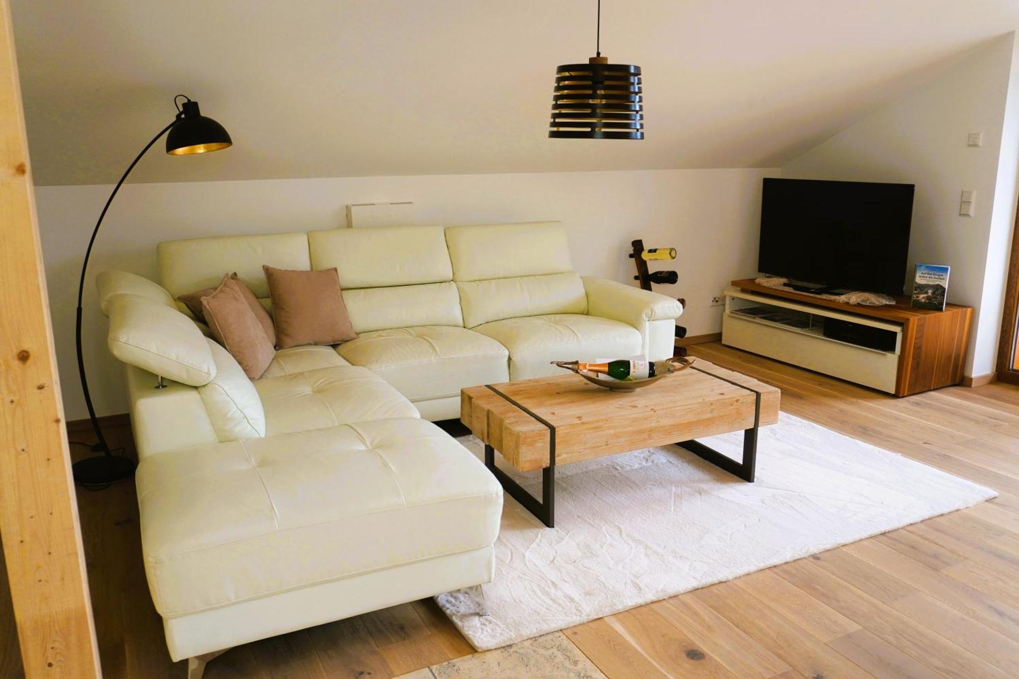 Ferienwohnung Lorenz ルーポルディング エクステリア 写真